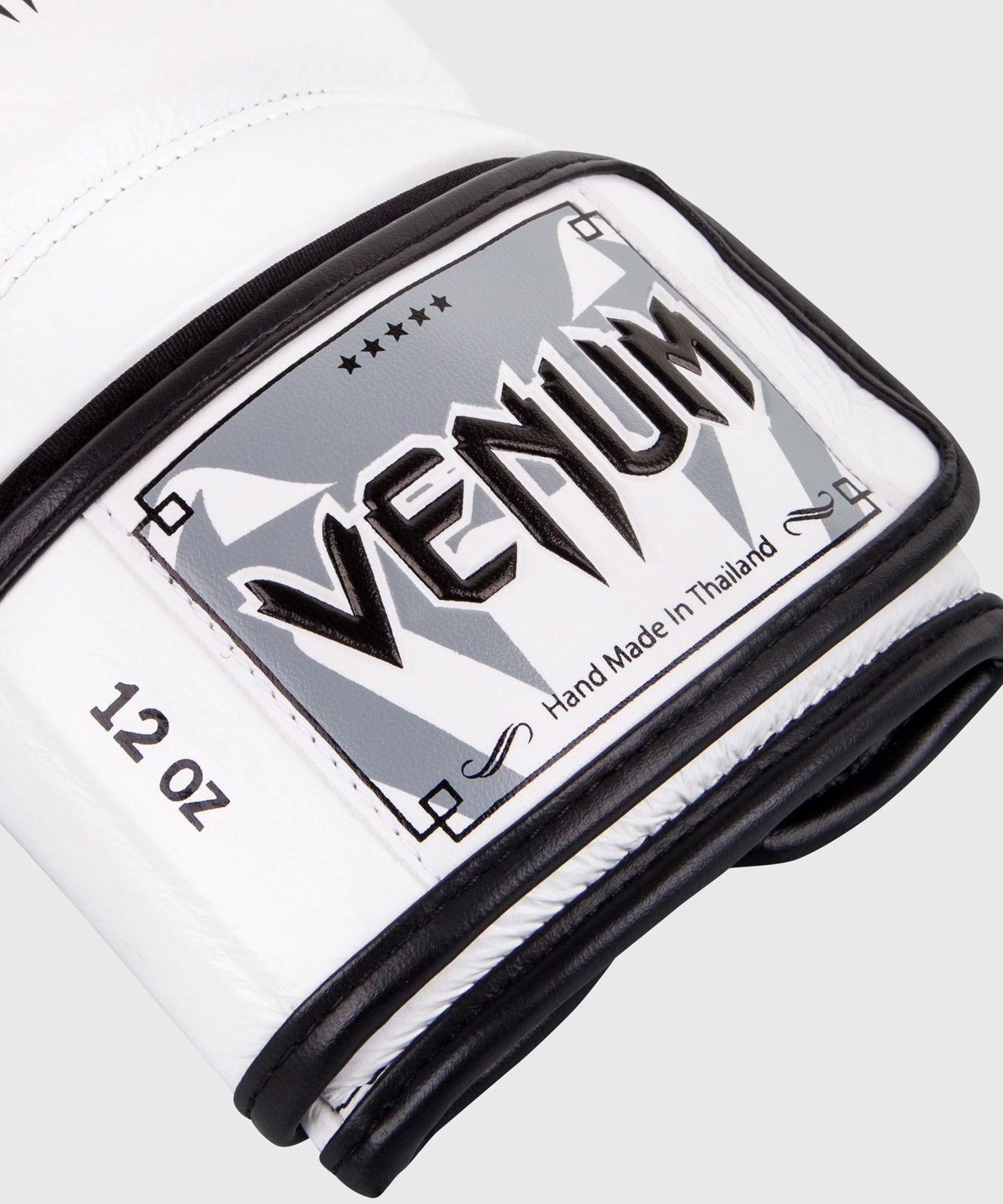 Venum Giant 3.0 Boxing Gloves - Nappa Leather