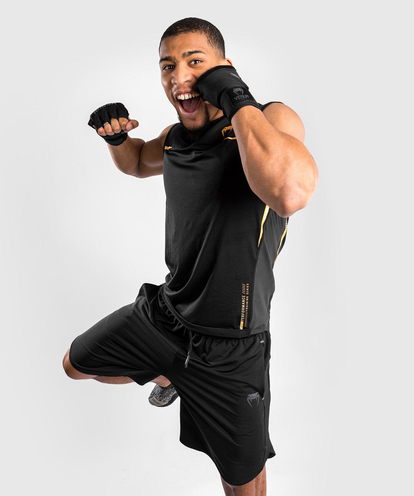 Venum Tempest 2.0 Dry tech Tank Top - Black/Gold