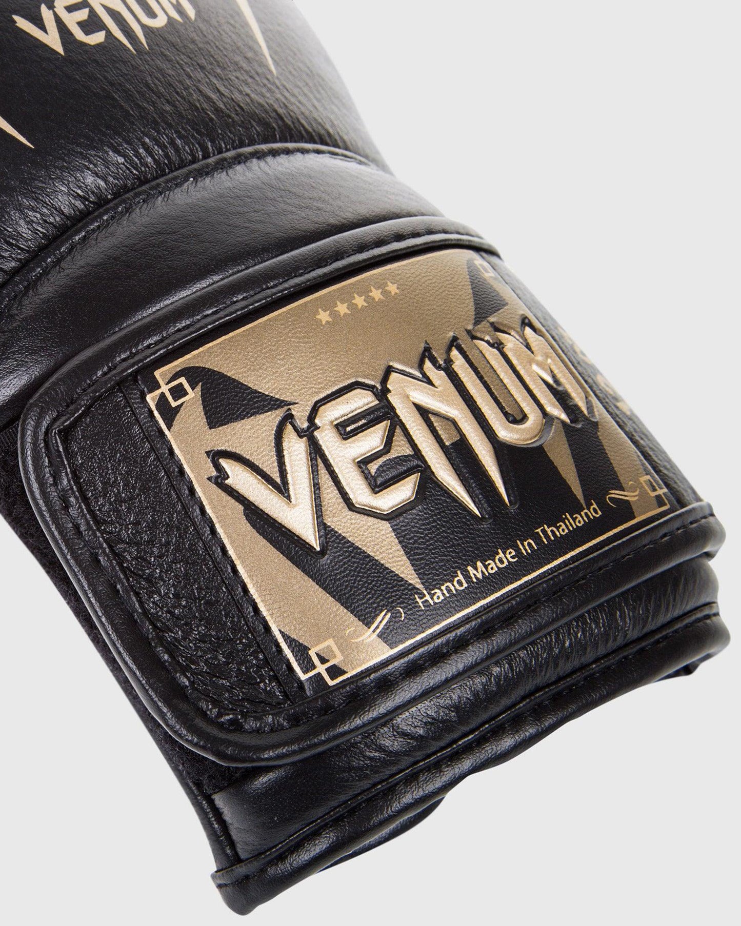 Venum Giant 3.0 Boxing Gloves - Nappa Leather