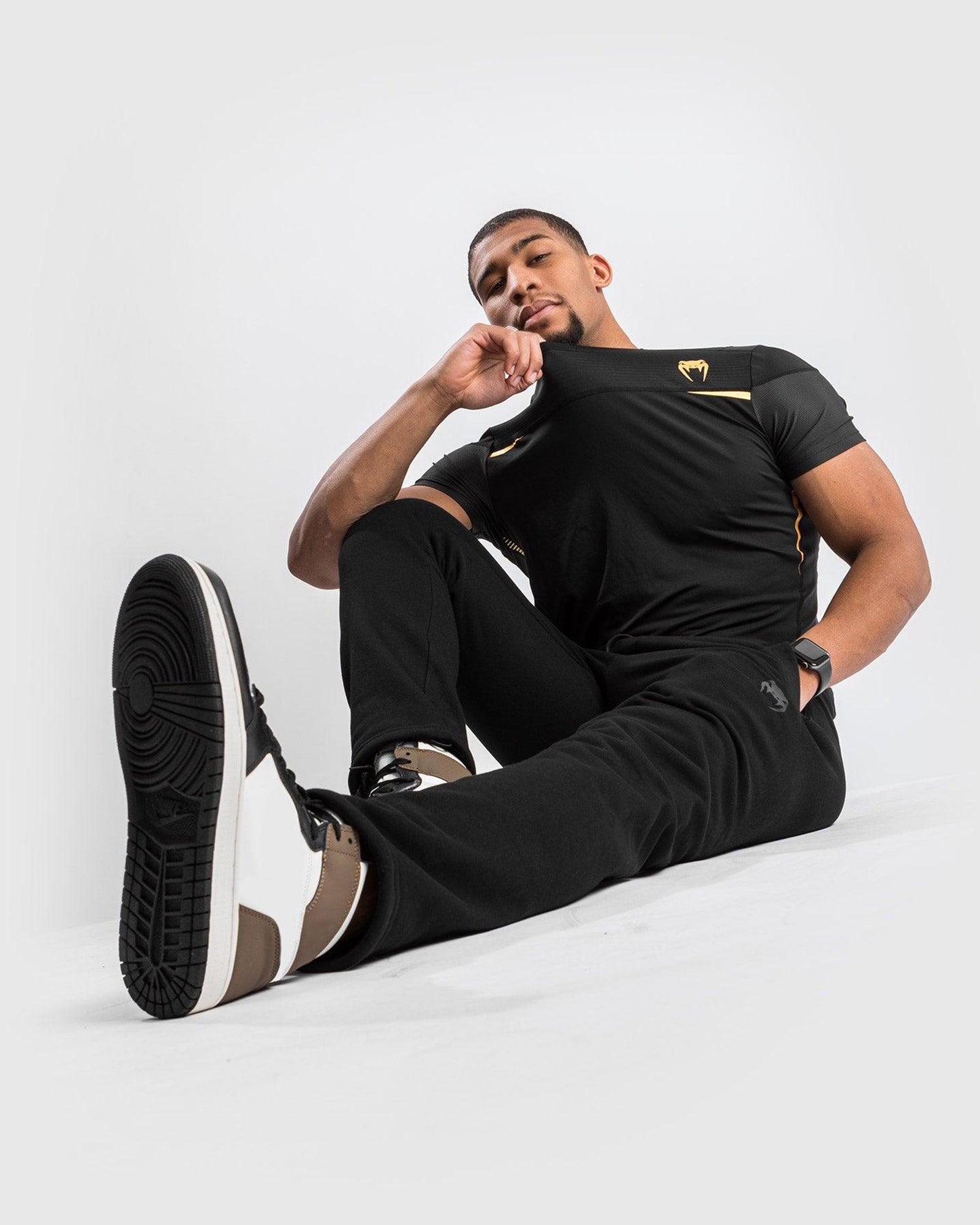 Venum Tempest 2.0 Dry tech T-shirt - Black/Gold