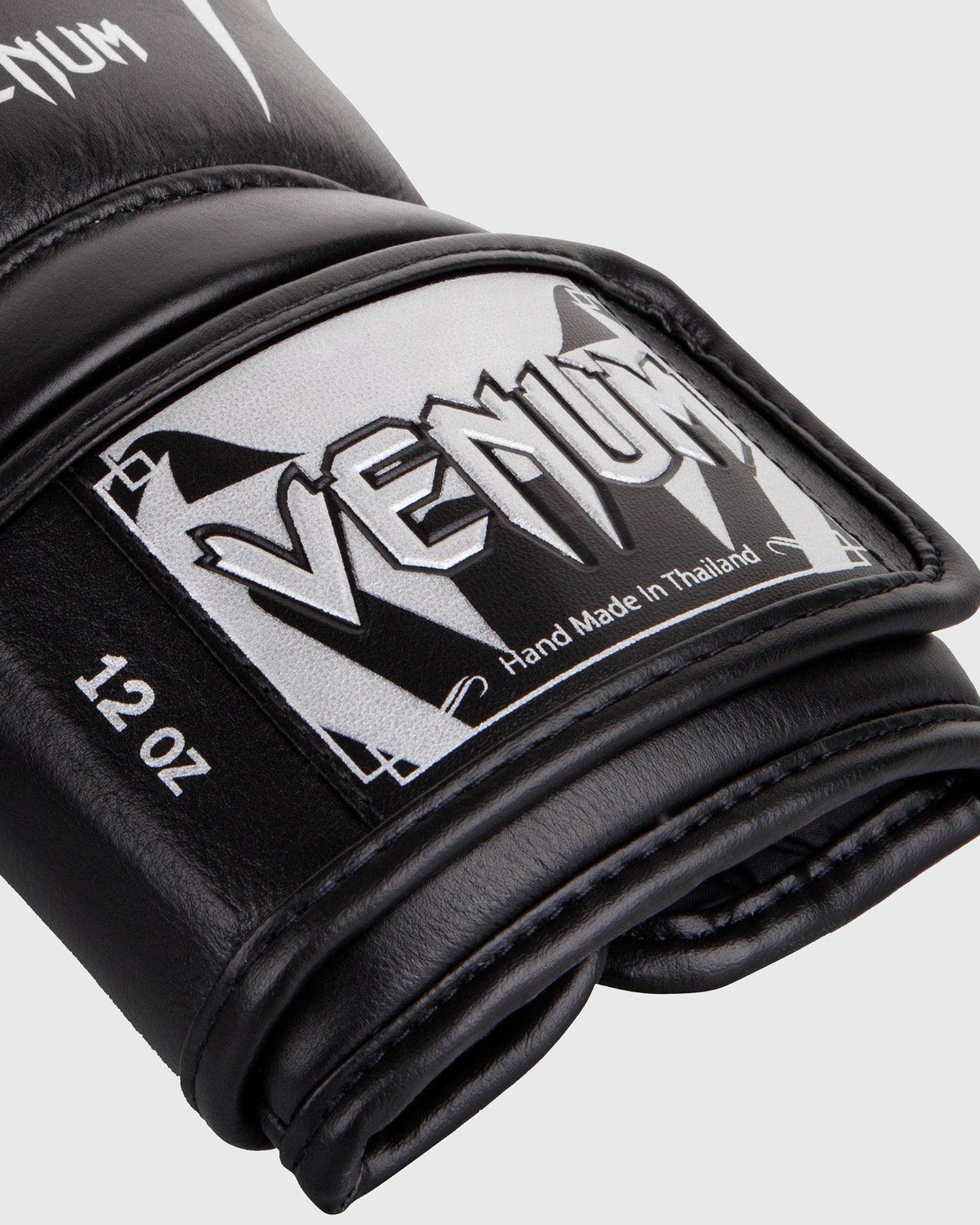 Venum Giant 3.0 Boxing Gloves - Nappa Leather