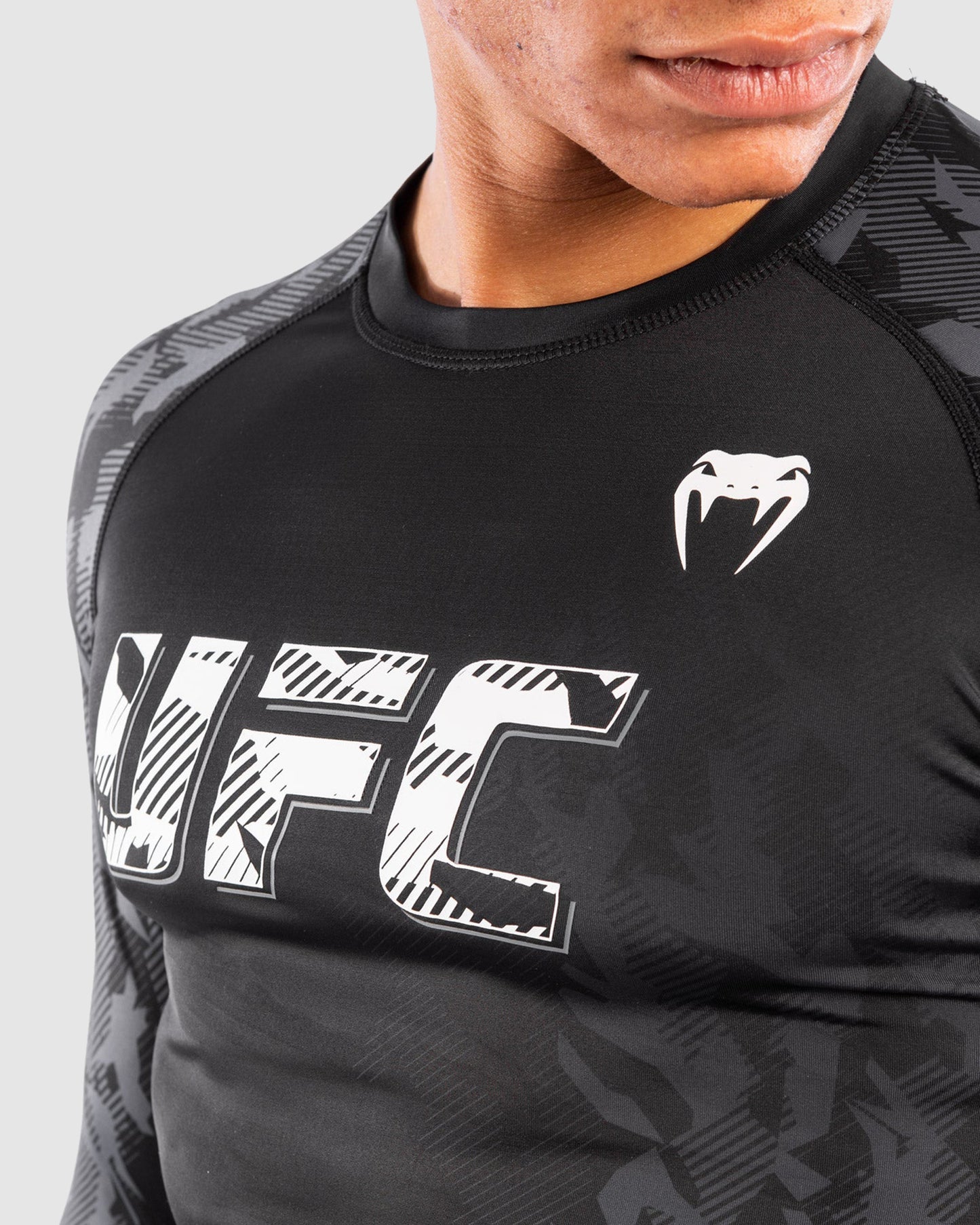 UFC Venum Authentic Fight Week Men's Performance Long Sleeve Rashguard - Black