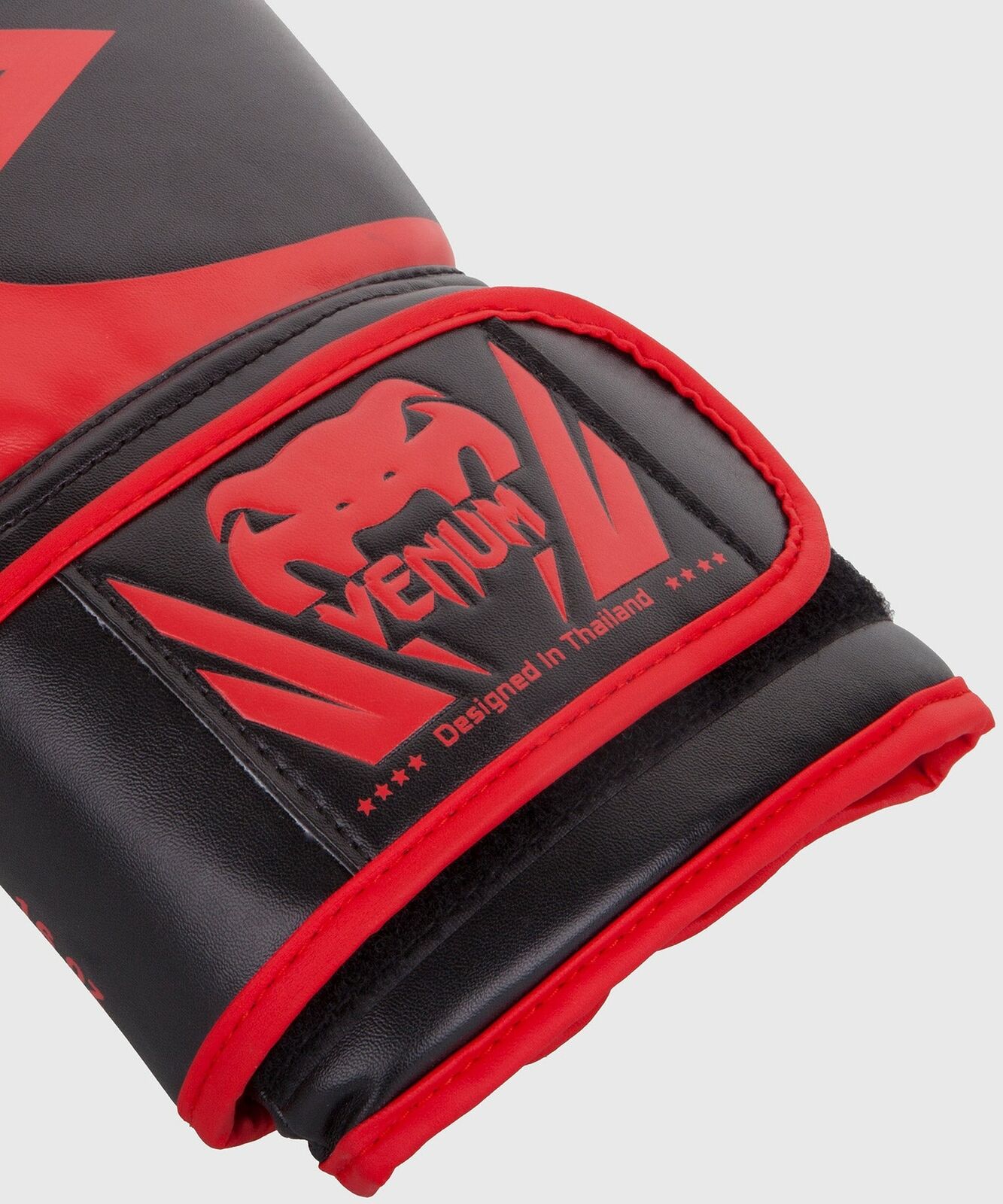 Venum Challenger 2.0 Boxing Gloves - Black/Red