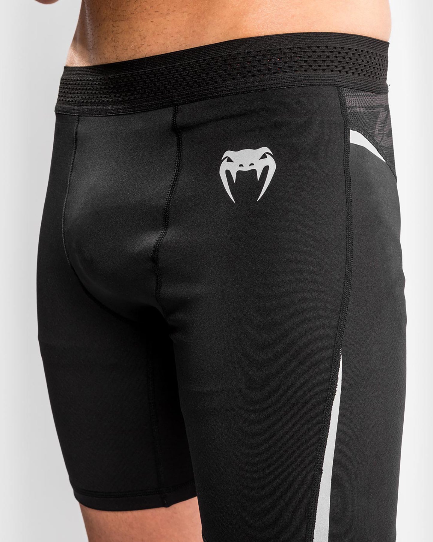 Venum Tempest 2.0 Vale Tudo Shorts - Black/Grey