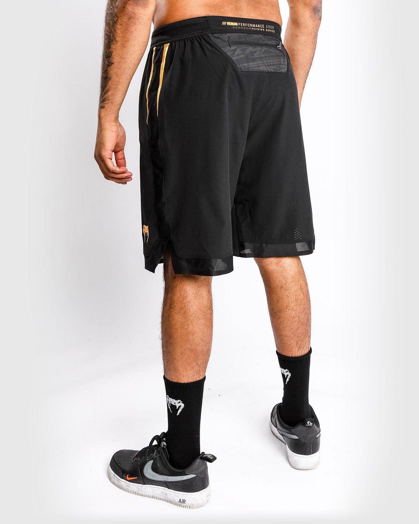 Venum Tempest 2.0 Training Shorts - Black/Gold