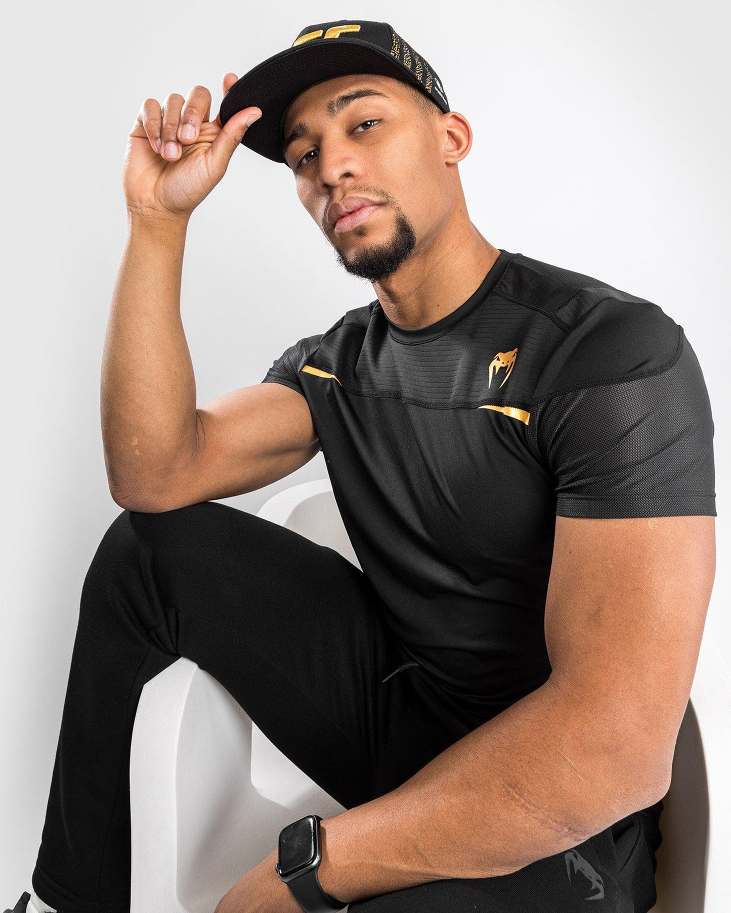 Venum Tempest 2.0 Dry tech T-shirt - Black/Gold